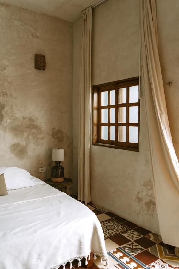 Casa Mezcla - Bed & Breakfast Мерида Экстерьер фото